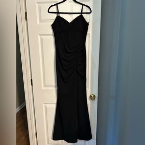 Elegant Mermaid Black Evening Gown